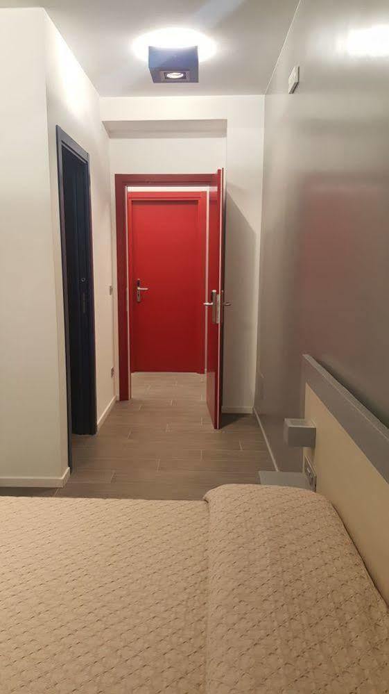 Il Rosso E Il Blu 2* Roma
